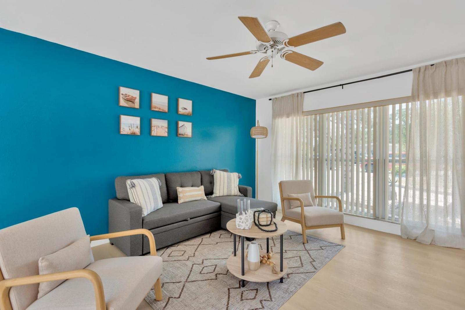 The Modern Palms Few Mins From Downtown Ybor Tampa